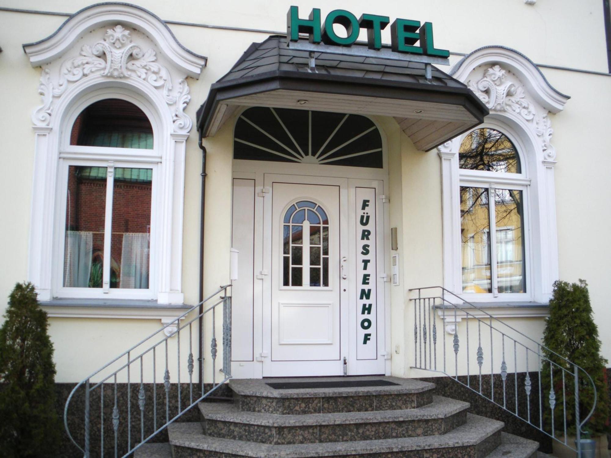 Hotel Fuerstenhof ラーテノー エクステリア 写真